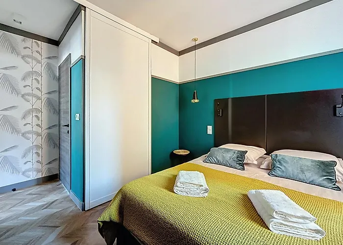 Le Salon - Calme Et *